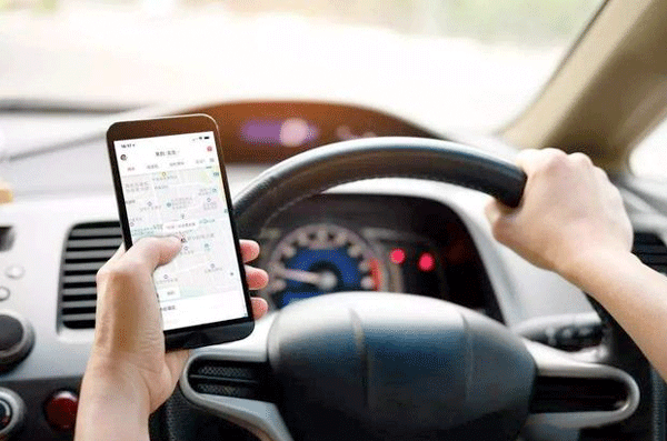 出行服务app开发提供安全贴心的汽车周边服务--广州app公司酷蜂科技