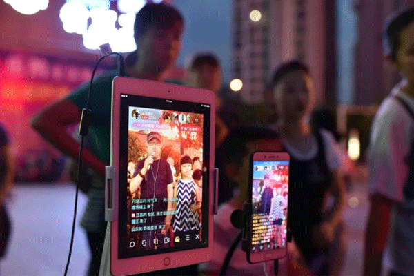 一体化的视频直播软件开发点燃社交--广州app开发酷蜂科技